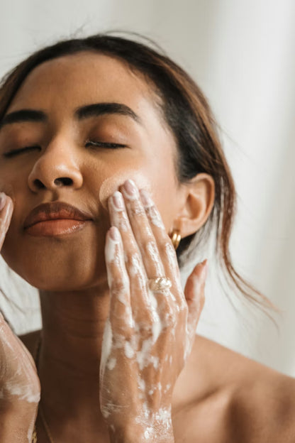 Hydrating Cleansing Water